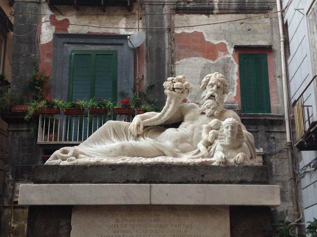 Casa San Marcellino Leilighet Napoli Eksteriør bilde